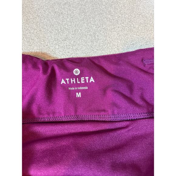 Athleta Home Run Running Shorts Women's Raspberry M - Picture 4 of 5
